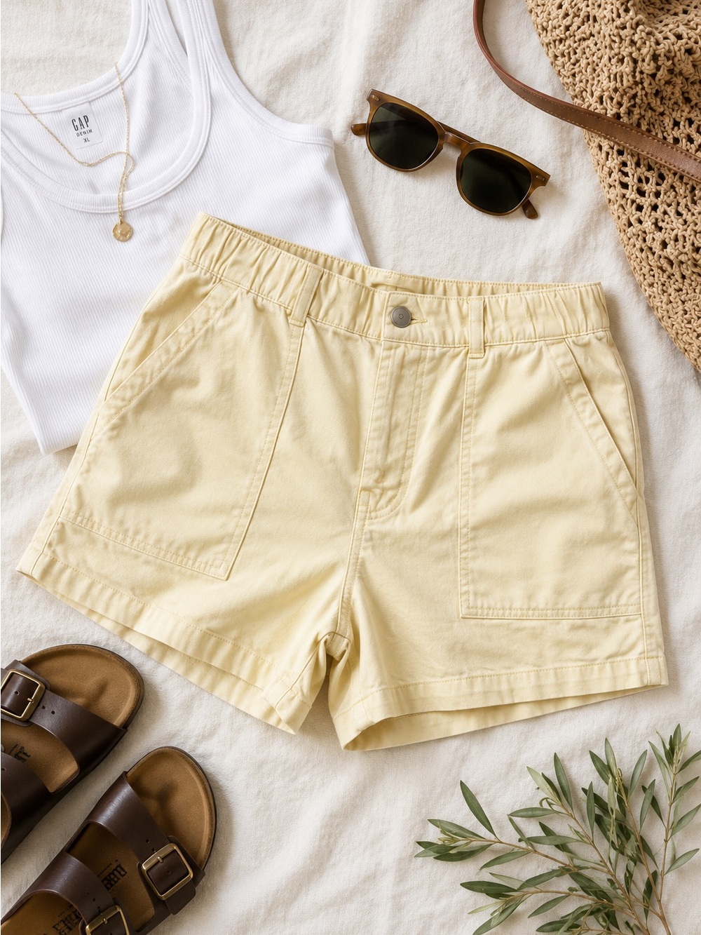 GAP Denim UltraSoft Denim Shorts Vanilla Pudding Yellow XL Cotton Lyocell Casual - Picture 2 of 6